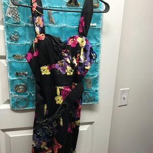Dress with belt